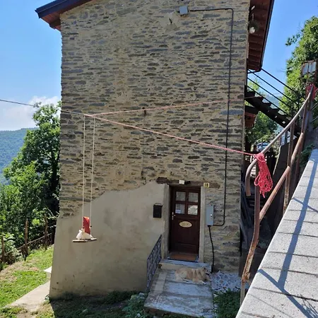 Riparo Del Ghiro Solo Per Audaci * Caprauna